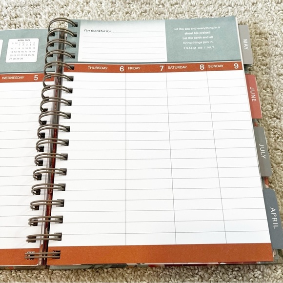 The Lord Is My Strength 2025 Planner: 12-Month Weekly Planner Calendar Religious - Picture 6 of 9